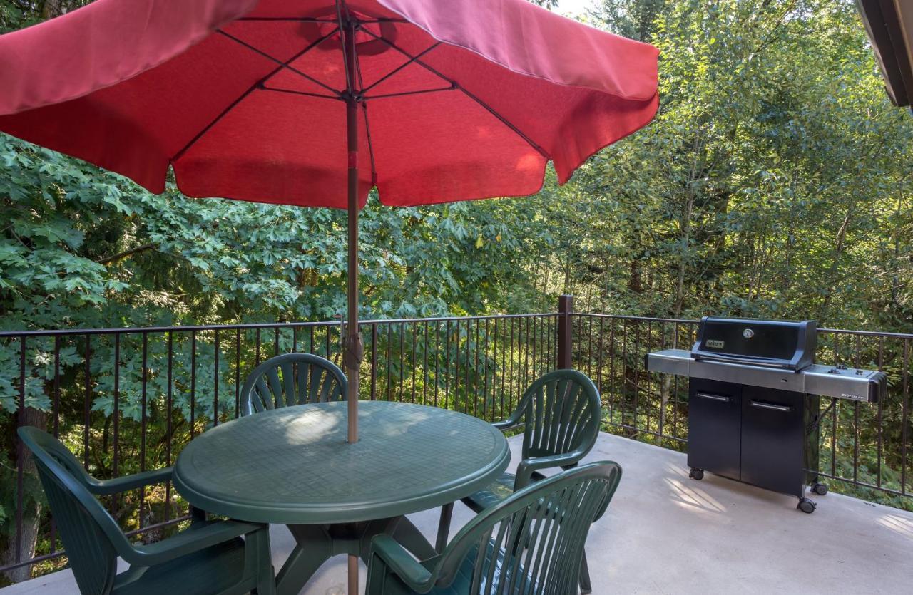 Whispering Woods Resort Welches Extérieur photo