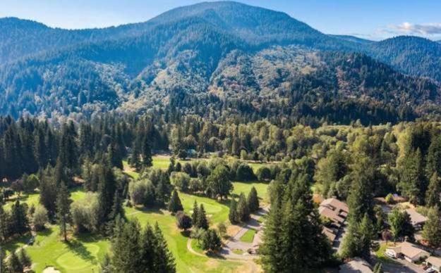 Whispering Woods Resort Welches Extérieur photo