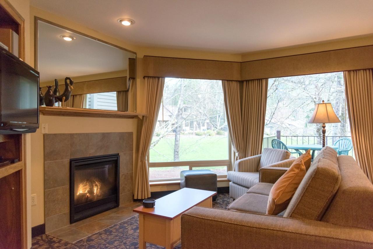 Whispering Woods Resort Welches Chambre photo